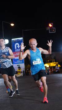 BIB: 42676, 41596
                            <button type="button" onclick="openModal(23030889)" class="btn btn-primary btn-sm float-right btn-popup" data-toggle="modal" data-target=".modal-high-quality">
                        <i class="fas fa-shopping-cart"></i> Add to Cart
                    </button>
                                            <button type="button" onclick="isThisMe(23030889, true)" class="btn btn-success btn-sm float-right btn-popup btn-isme hidden" data-toggle="tooltip" data-placement="bottom" title="นี่คือรูปของคุณใช่ไหม คลิกที่นี่เพื่อเอาเข้าอัลบั้ม">
                        <i class="fas fa-plus"></i> Add to album
                    </button>
                    <button type="button" onclick="isThisMe(23030889, false)" class="btn btn-warning btn-sm float-right btn-popup btn-isnotme hidden">
                        <i class="fas fa-ban"></i> Remove from album
                    </button>